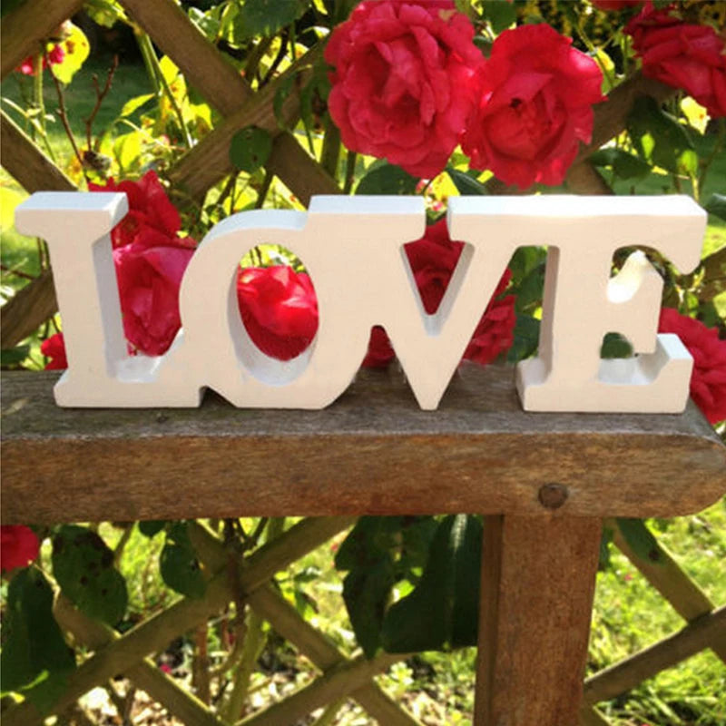 Woody Letters Wood Romantic English Alphabet "LOVE" Home Decoration Accessories Wooden Letter Sign for Crafts Wedding Desk Decor