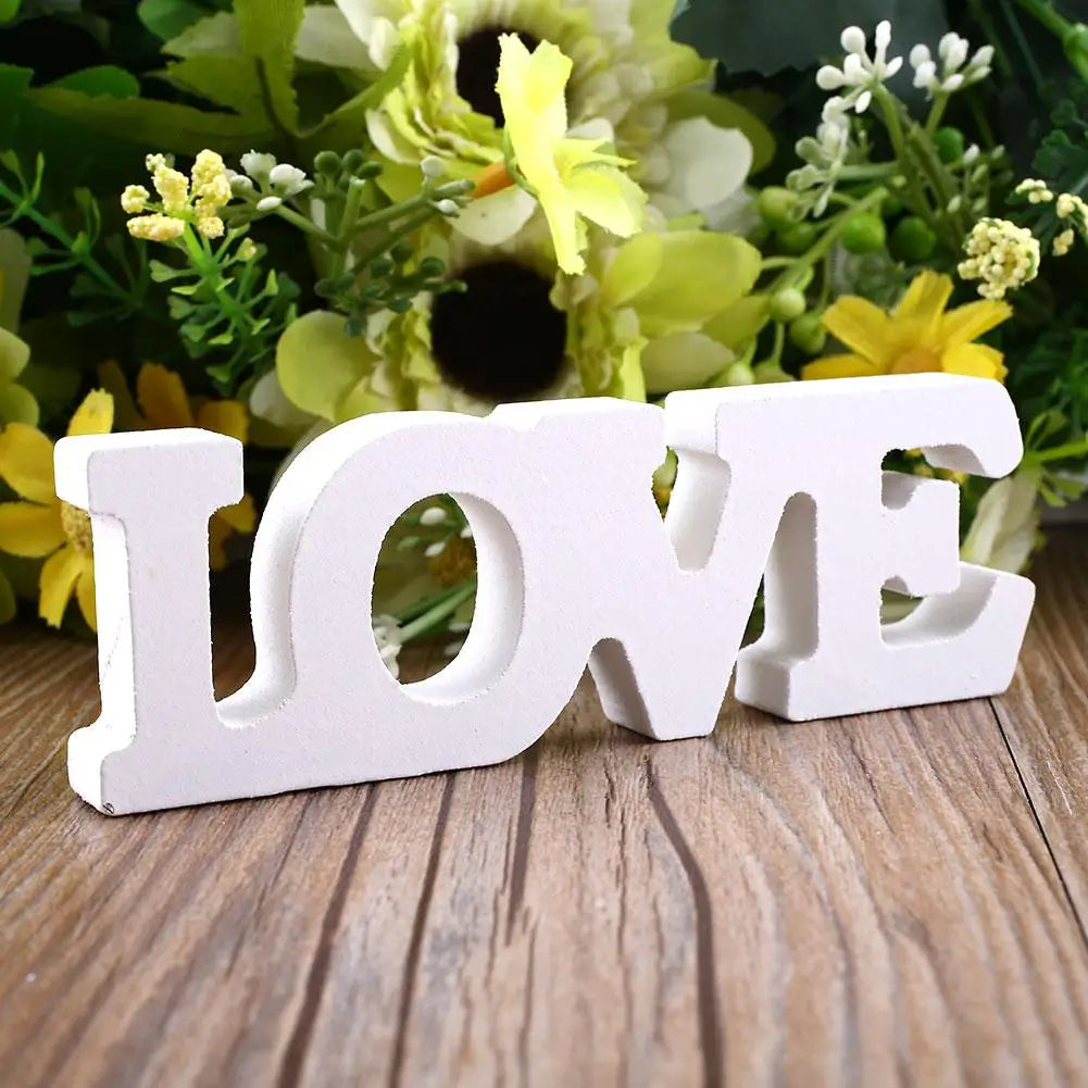 Woody Letters Wood Romantic English Alphabet "LOVE" Home Decoration Accessories Wooden Letter Sign for Crafts Wedding Desk Decor